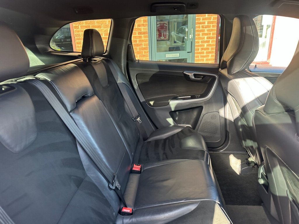 Used Volvo XC60 2016 for sale - 78059620: Photo 24