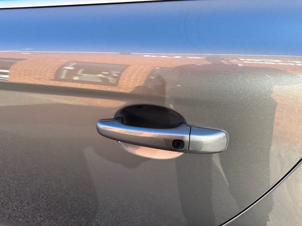 Used Volvo XC60 2016 for sale - 78059620: Photo 37