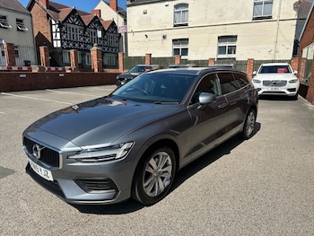 Used Volvo V60 2019 for sale - 75230450: Photo