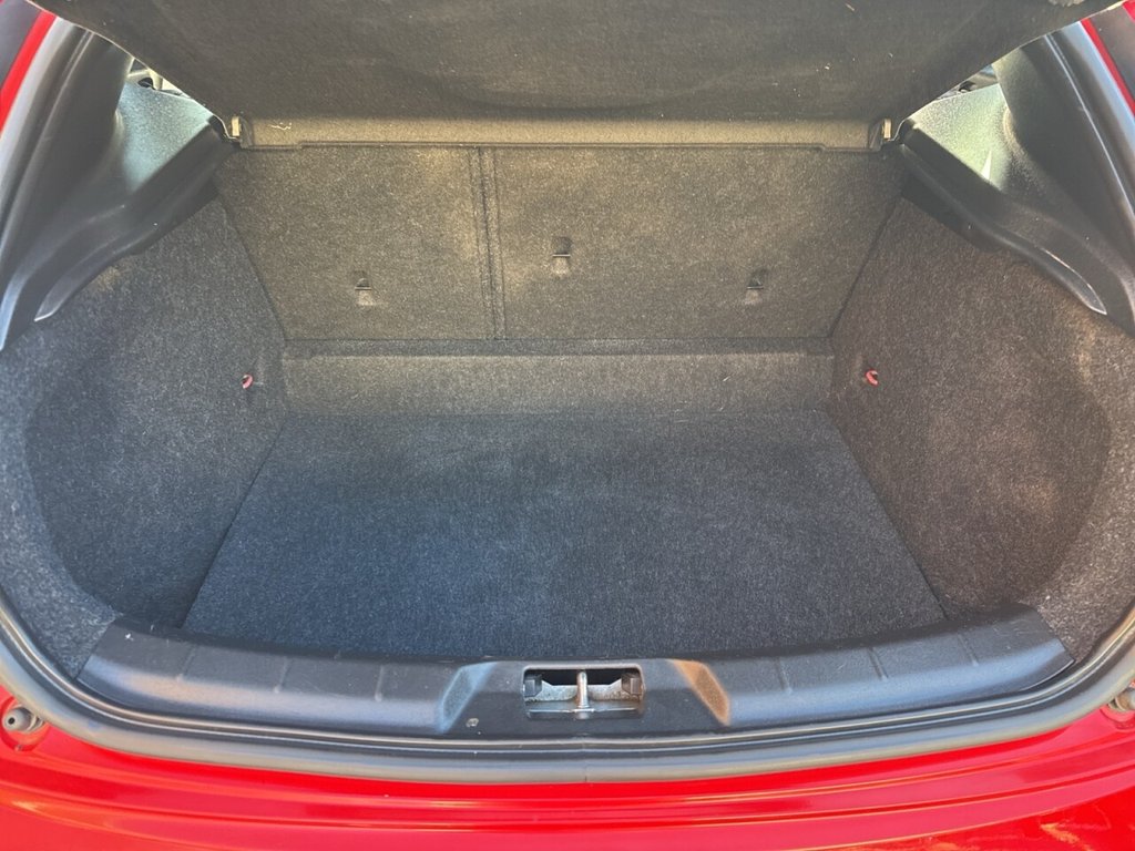 Used Volvo V40 Cross Country 2015 for sale - 76999148: Photo 23