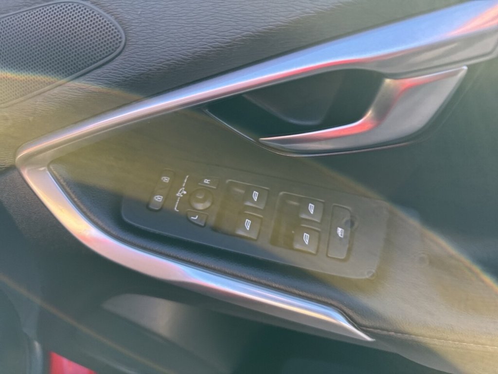 Used Volvo V40 Cross Country 2015 for sale - 76999148: Photo 34