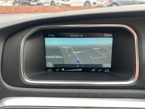 Used Volvo V40 2017 for sale - 75527738: Photo 10