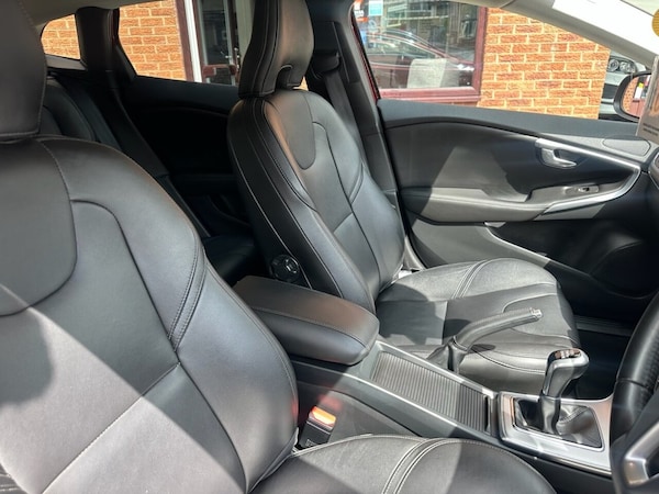 Used Volvo V40 2017 for sale - 75527738: Photo 16