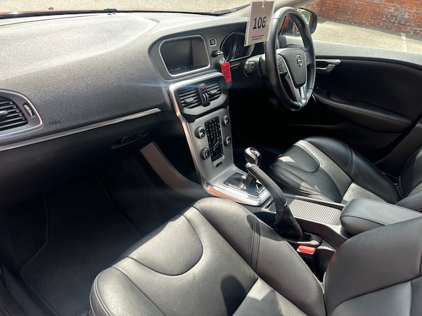 Used Volvo V40 2017 for sale - 75527738: Photo 17