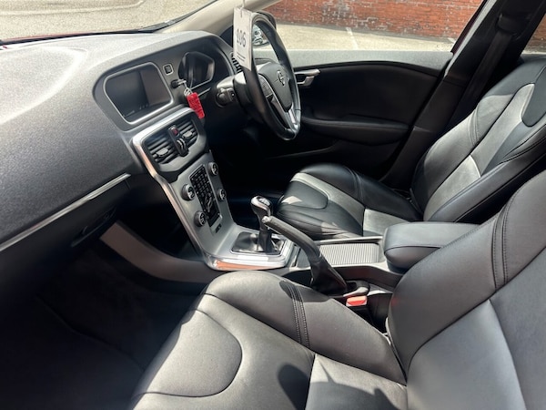 Used Volvo V40 2017 for sale - 75527738: Photo 18