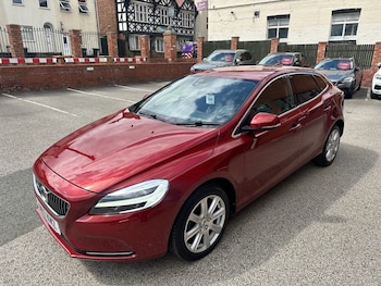 Used Volvo V40 2017 for sale - 75527738: Photo