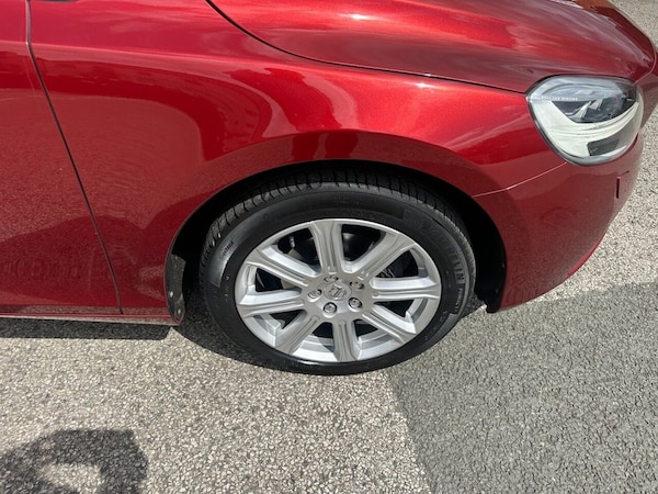 Used Volvo V40 2017 for sale - 75527738: Photo 32