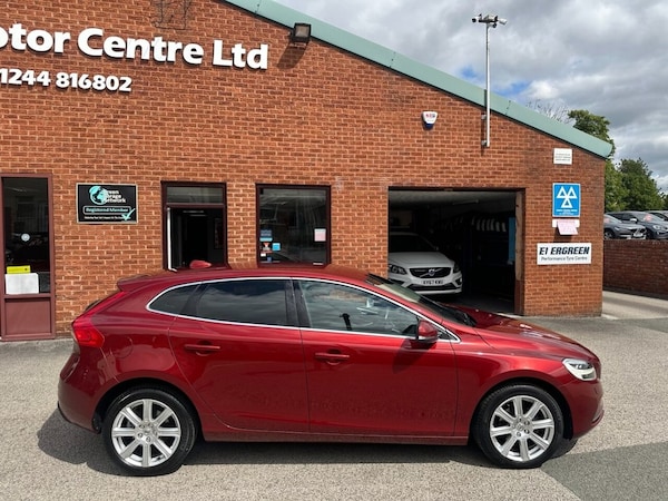 Used Volvo V40 2017 for sale - 75527738: Photo 3