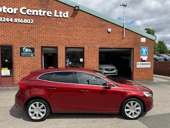 Used Volvo V40 2017 for sale - 75527738: Photo