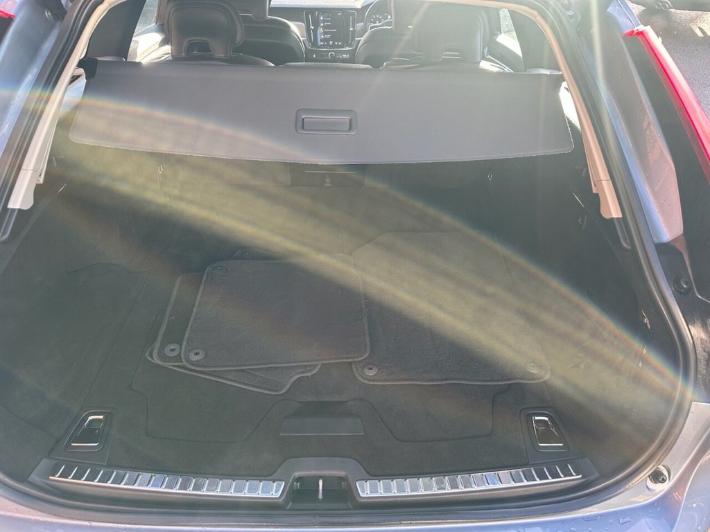 Used Volvo V90 2018 for sale - 77302766: Photo 30