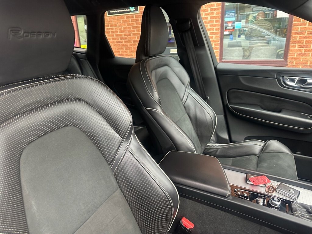 Used Volvo XC60 2018 for sale - 76900875: Photo 17