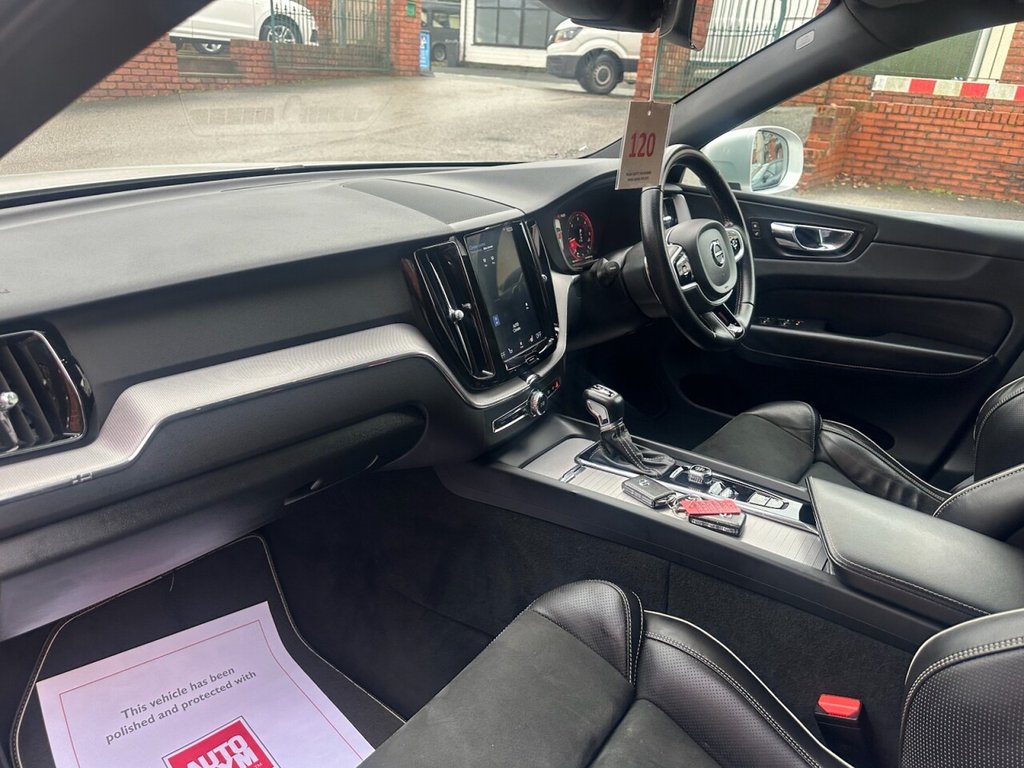 Used Volvo XC60 2018 for sale - 76900875: Photo 18