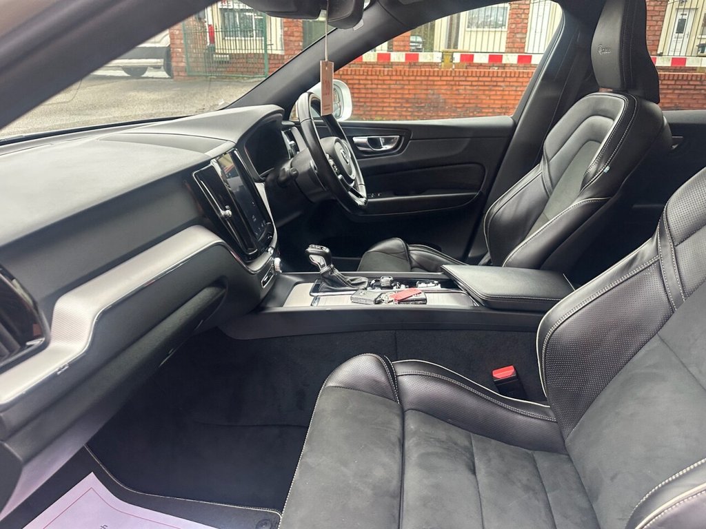 Used Volvo XC60 2018 for sale - 76900875: Photo 19