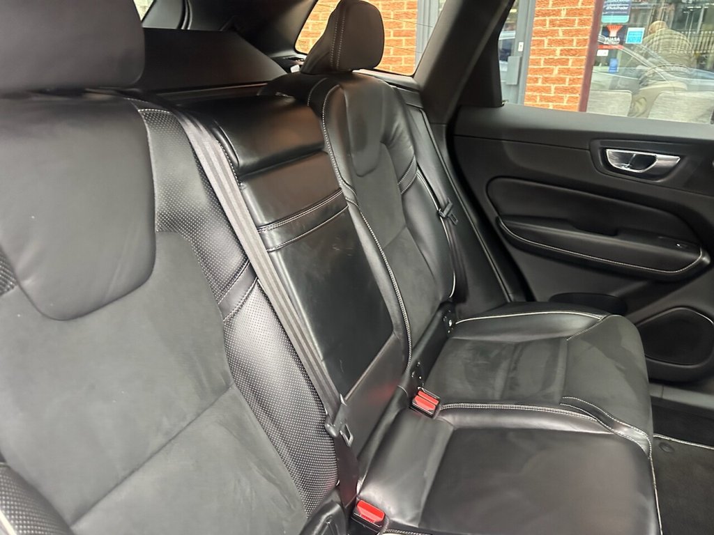 Used Volvo XC60 2018 for sale - 76900875: Photo 22