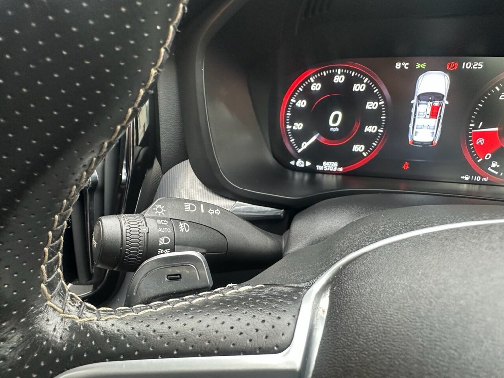 Used Volvo XC60 2018 for sale - 76900875: Photo 40