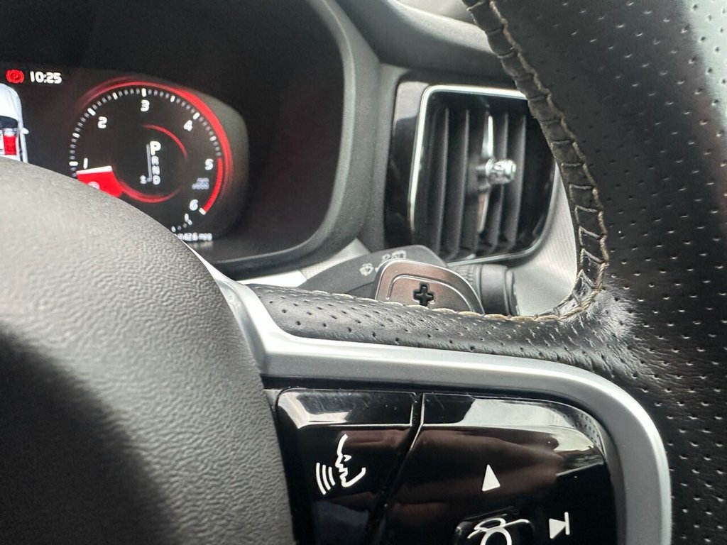 Used Volvo XC60 2018 for sale - 76900875: Photo 42