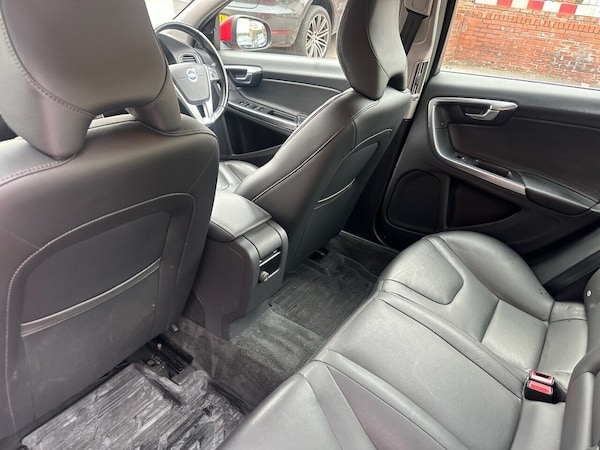 Used Volvo S60 2014 for sale - 76202959: Photo 28