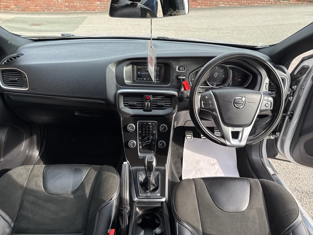 Used Volvo V40 2016 for sale - 78206622: Photo 16