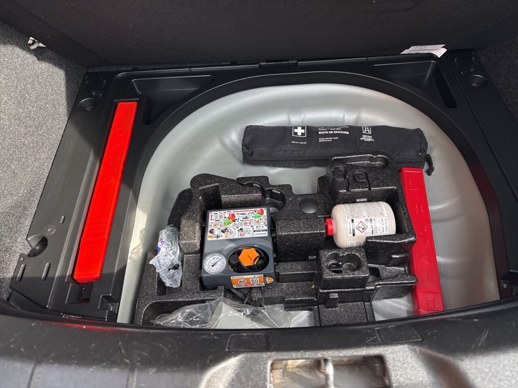 Used Volvo V40 2016 for sale - 78206622: Photo 18