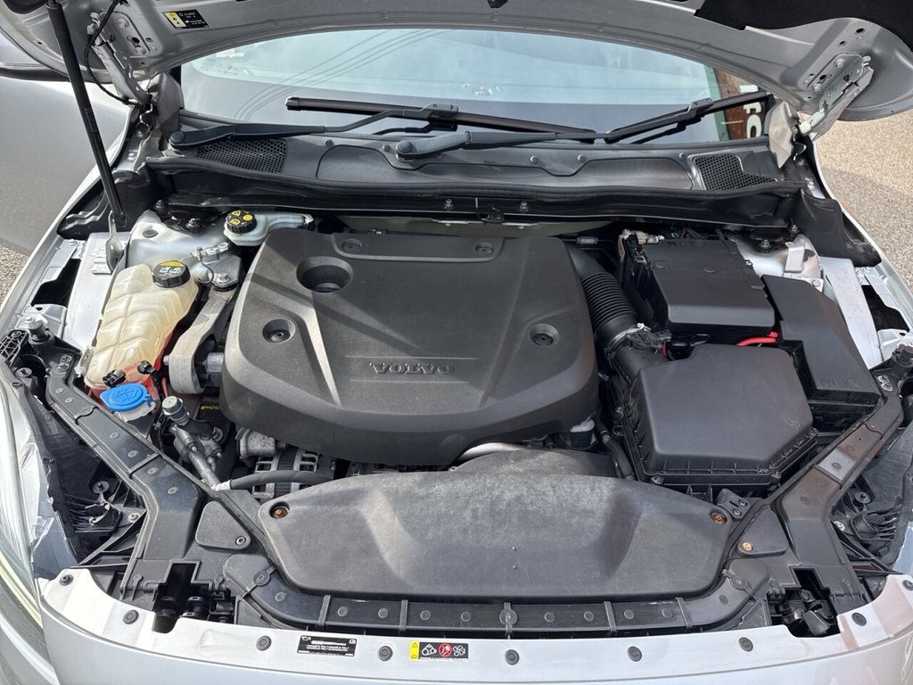 Used Volvo V40 2016 for sale - 78206622: Photo 30