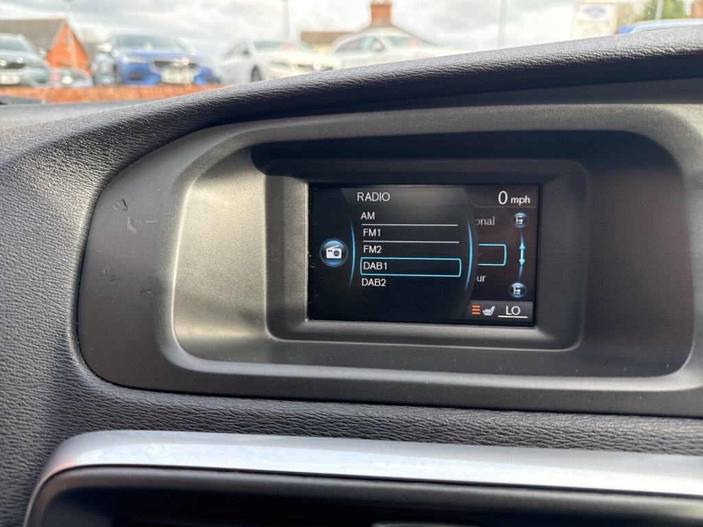 Used Volvo V40 2016 for sale - 78206622: Photo 38