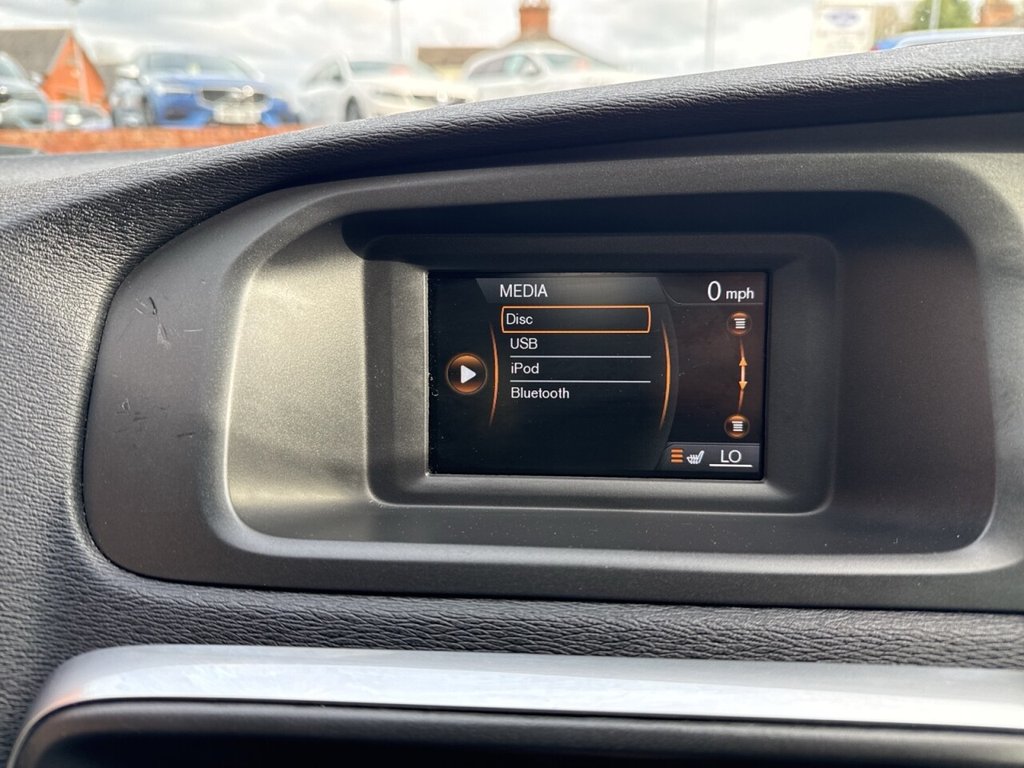 Used Volvo V40 2016 for sale - 78206622: Photo 39