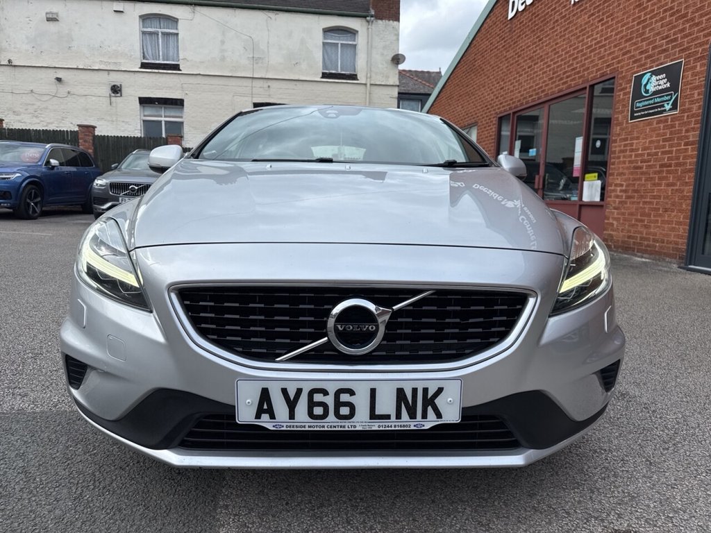 Used Volvo V40 2016 for sale - 78206622: Photo 5