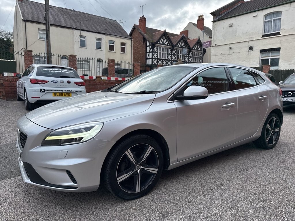 Used Volvo V40 2016 for sale - 78206622: Photo 7