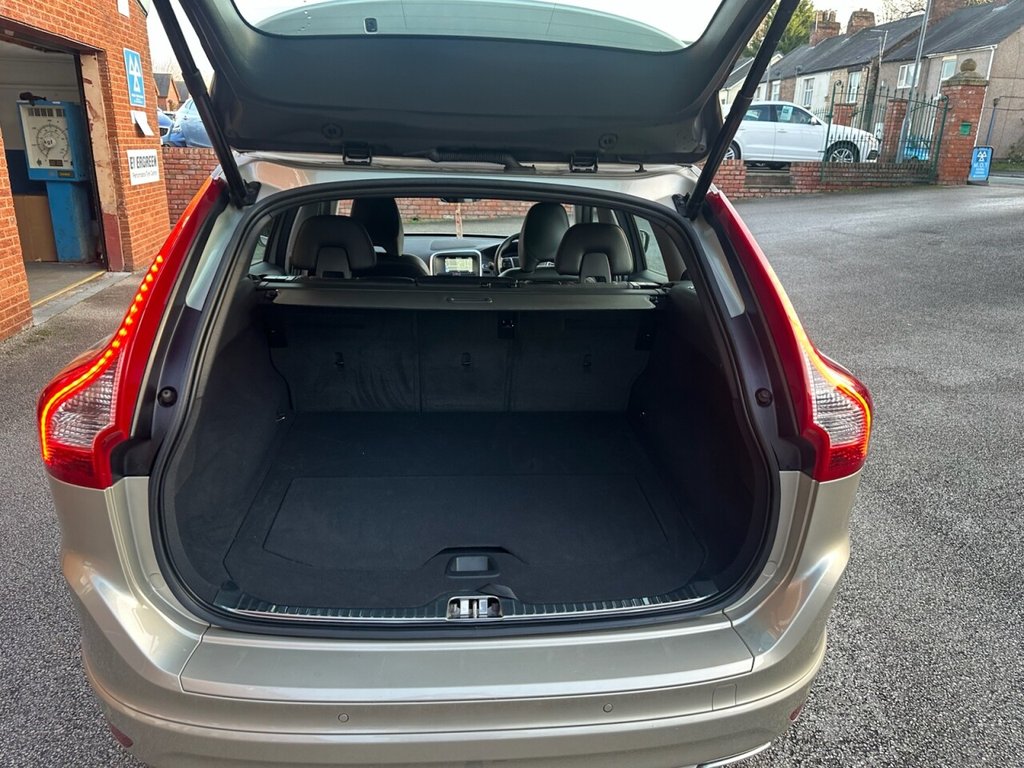 Used Volvo XC60 2016 for sale - 76900644: Photo 33