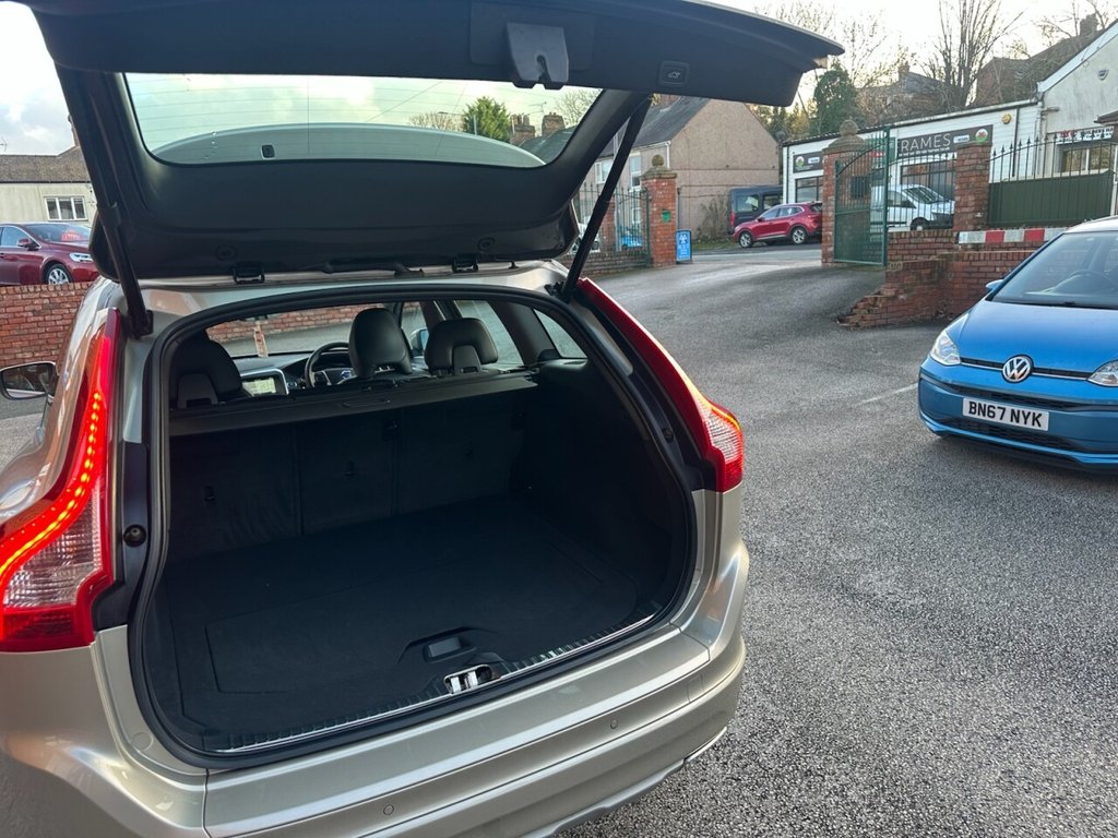 Used Volvo XC60 2016 for sale - 76900644: Photo 35