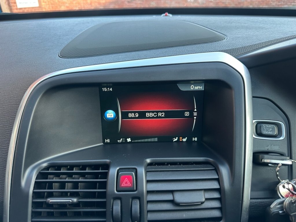 Used Volvo XC60 2015 for sale - 76368232: Photo 11