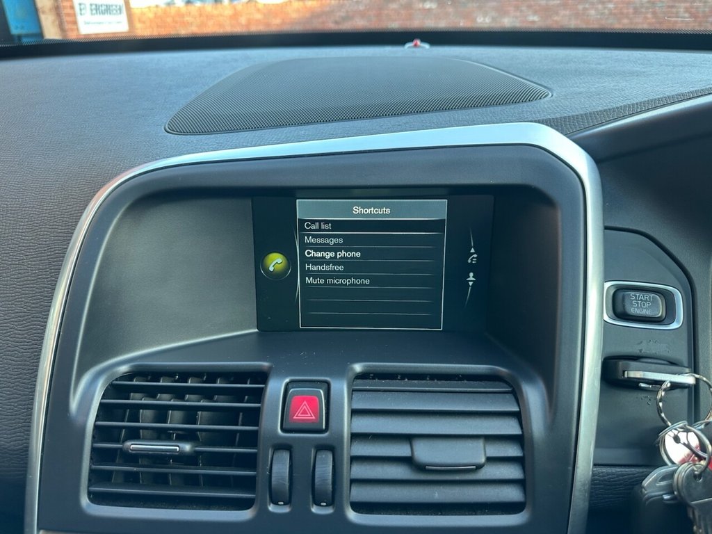 Used Volvo XC60 2015 for sale - 76368232: Photo 13