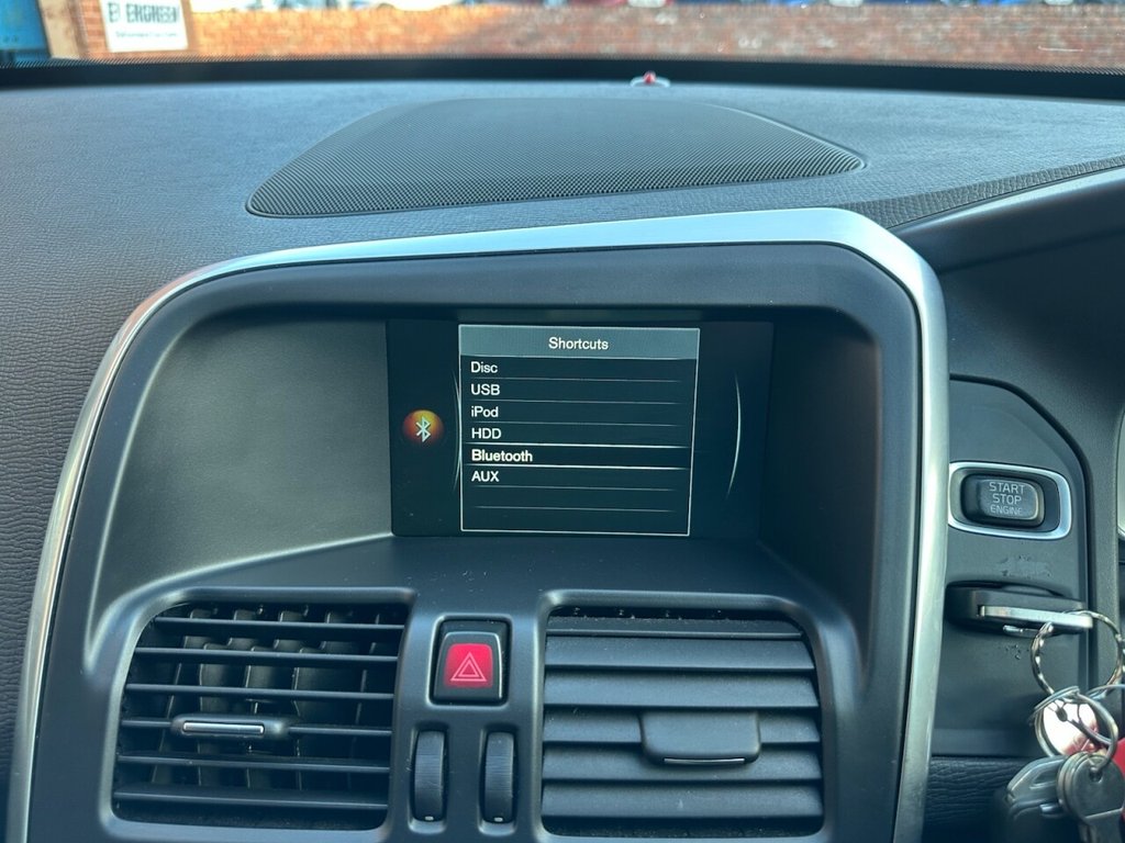 Used Volvo XC60 2015 for sale - 76368232: Photo 15