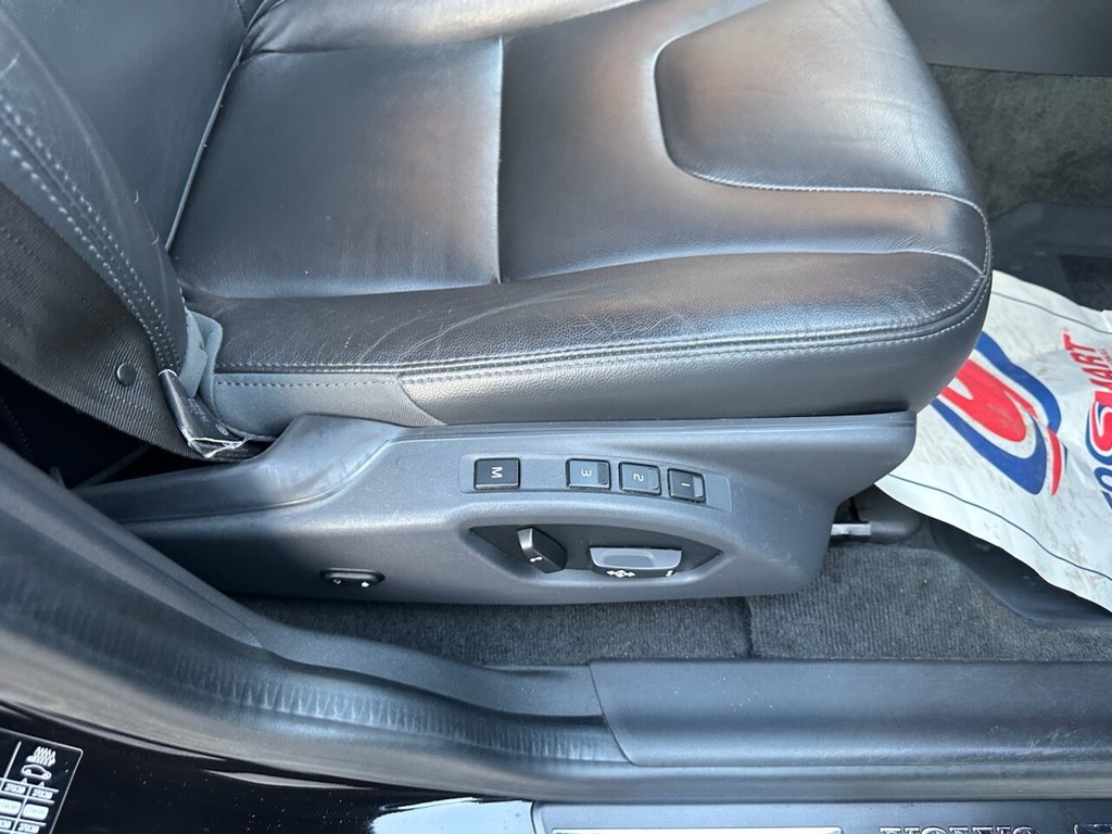 Used Volvo XC60 2015 for sale - 76368232: Photo 23