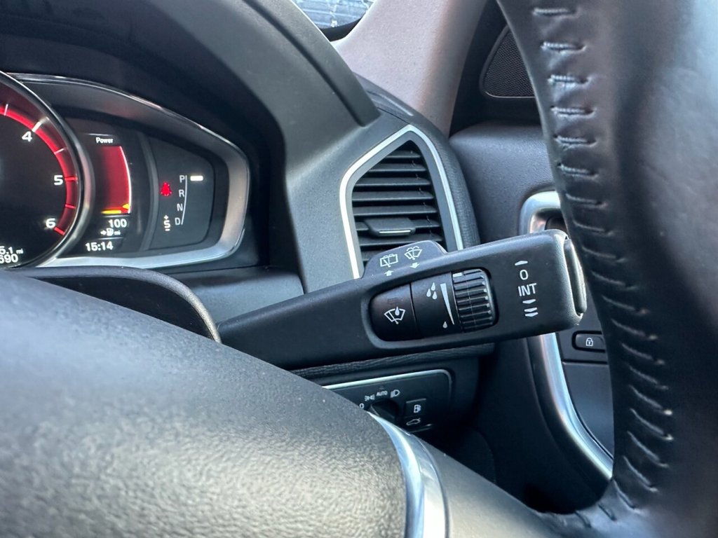 Used Volvo XC60 2015 for sale - 76368232: Photo 41