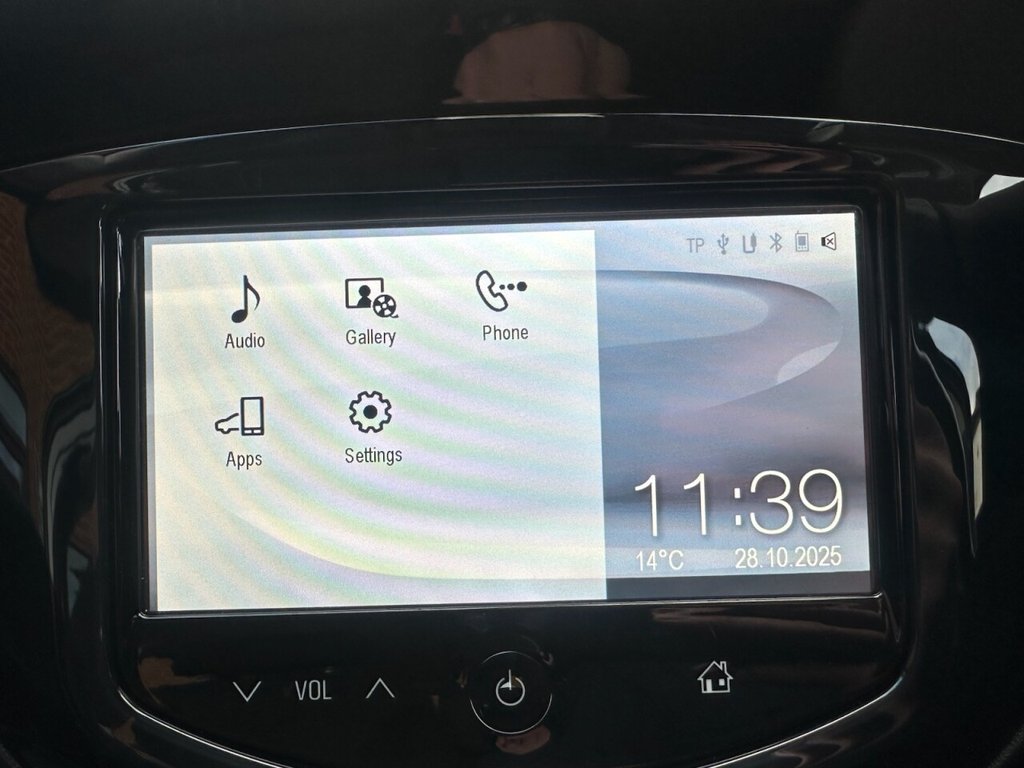 Used Vauxhall Corsa 2015 for sale - 76410380: Photo 30