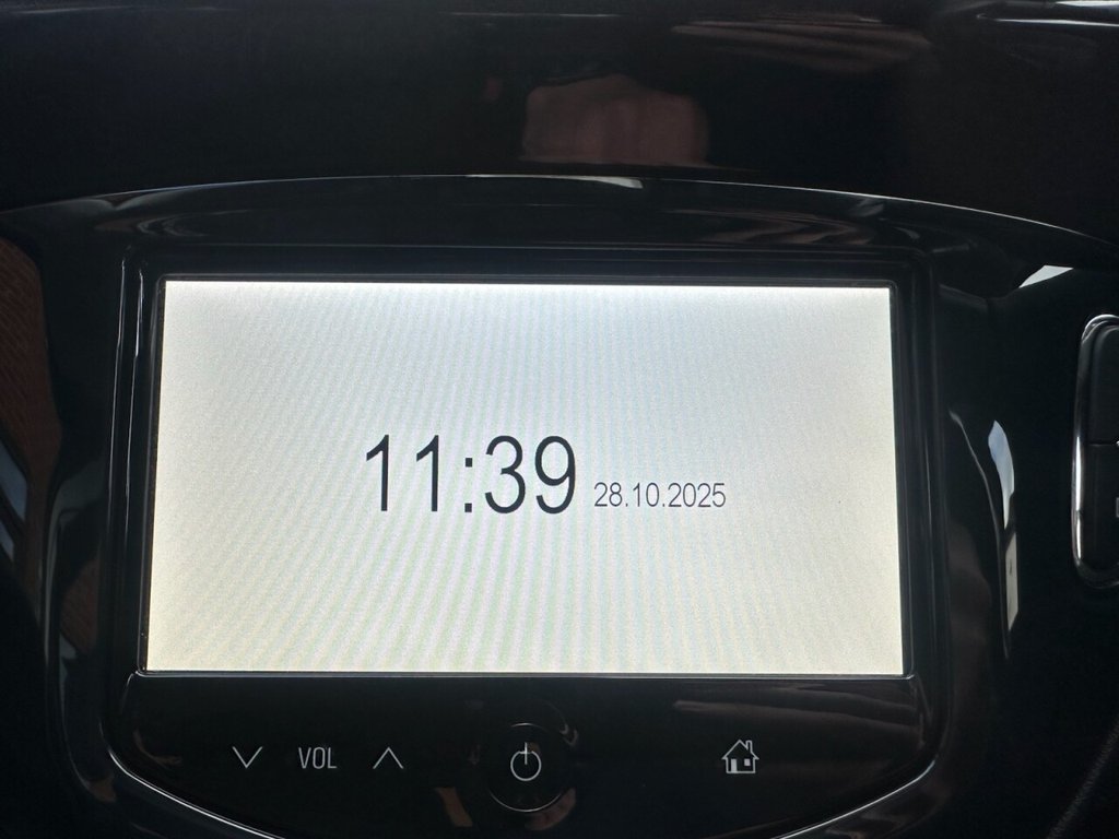 Used Vauxhall Corsa 2015 for sale - 76410380: Photo 31