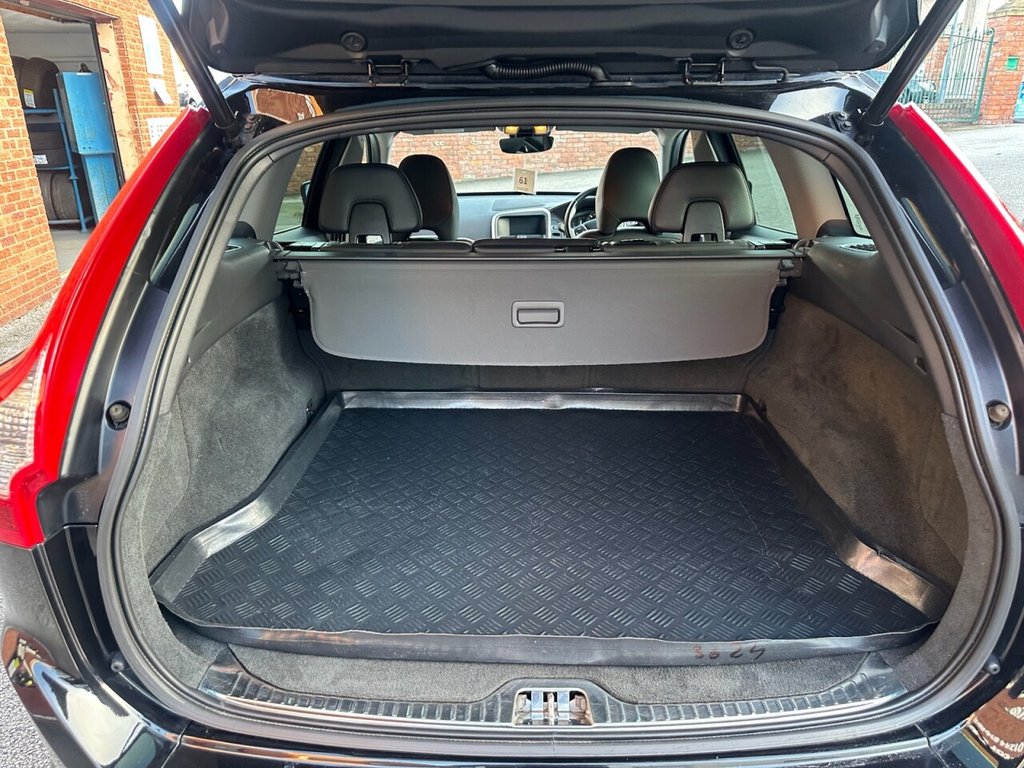 Used Volvo XC60 2015 for sale - 77668853: Photo 30