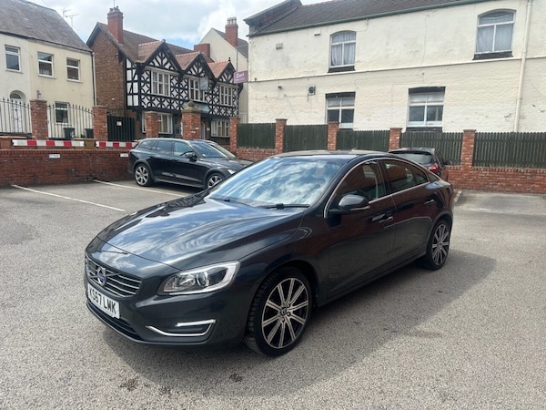 Used Volvo S60 2017 for sale - 74877071: Photo 2