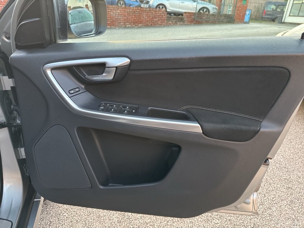 Used Volvo XC60 2016 for sale - 77048726: Photo 13