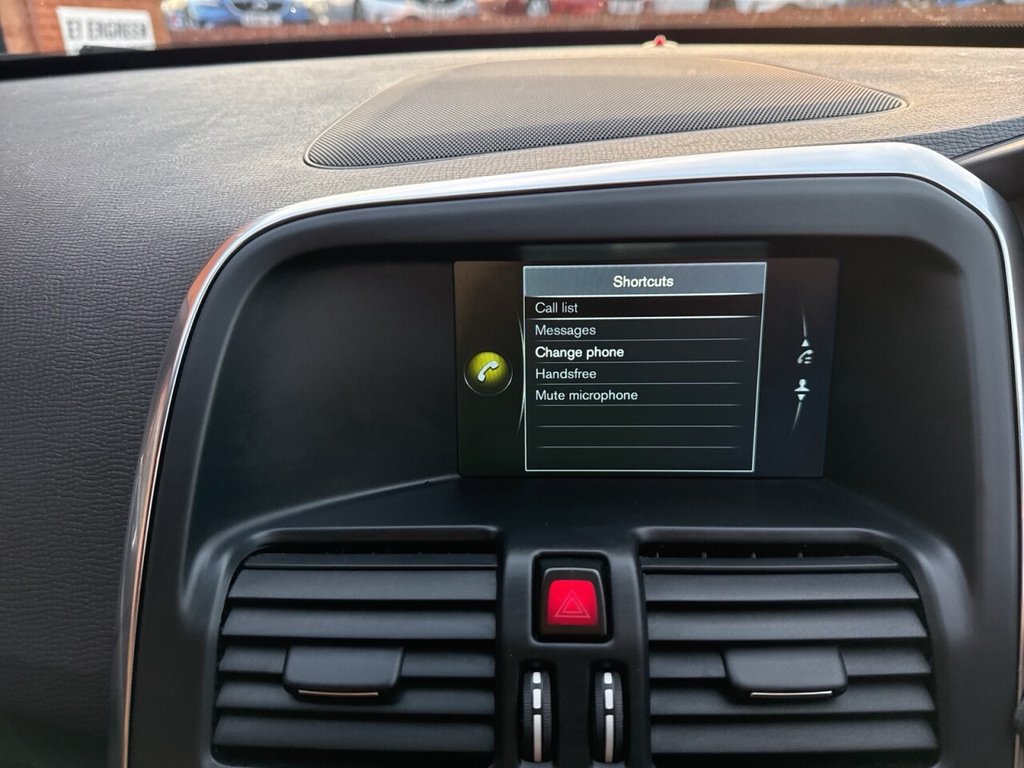 Used Volvo XC60 2016 for sale - 77048726: Photo 39