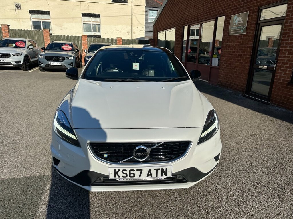 Used Volvo V40 2017 for sale - 76039764: Photo 41