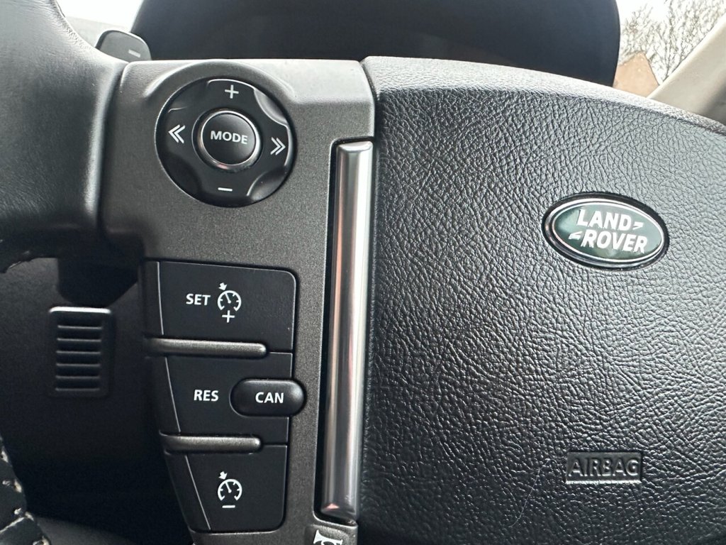 Used Land Rover Discovery 2015 for sale - 77499448: Photo 50
