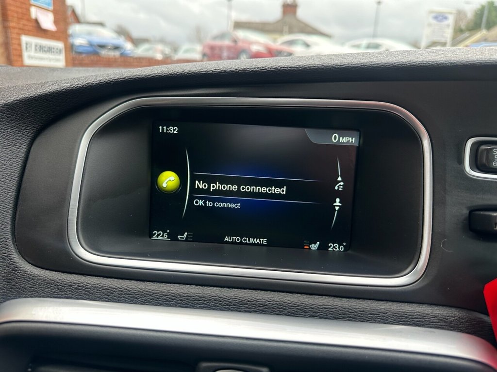 Used Volvo V40 2016 for sale - 77263243: Photo 16