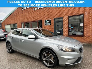 Used Volvo V40 2016 for sale - 77263243: Photo