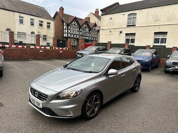Used Volvo V40 2016 for sale - 77263243: Photo