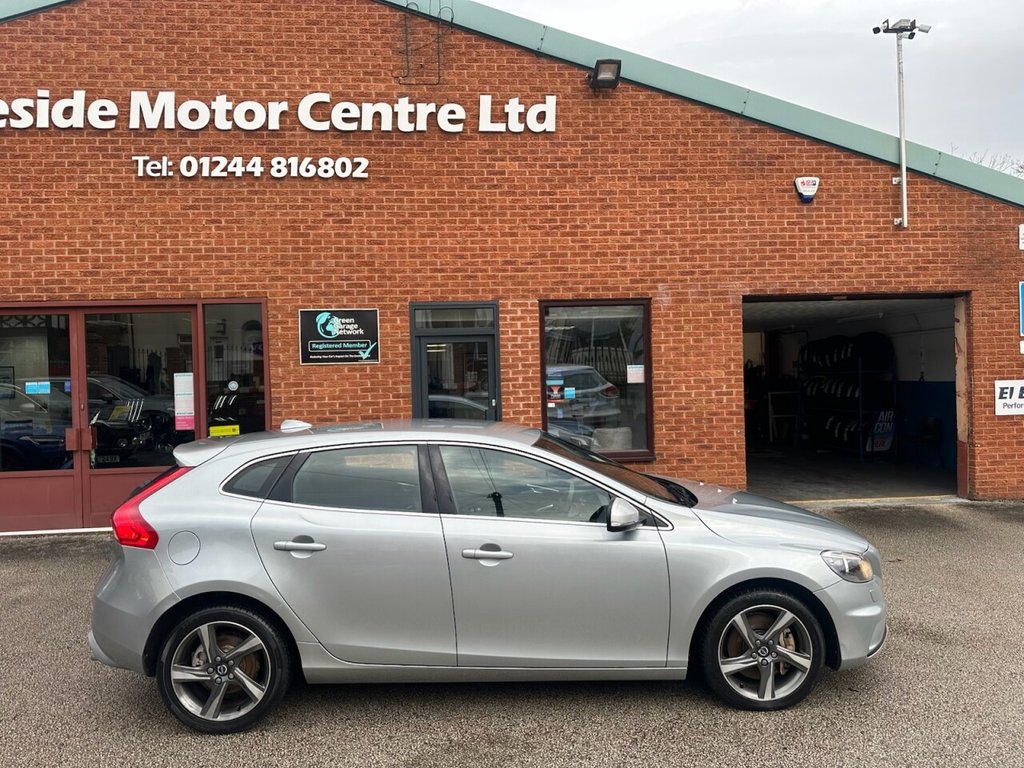 Used Volvo V40 2016 for sale - 77263243: Photo 3