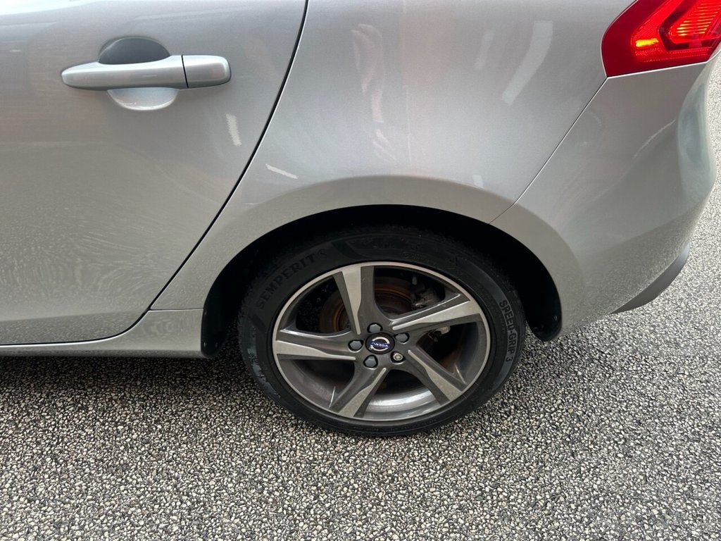 Used Volvo V40 2016 for sale - 77263243: Photo 33