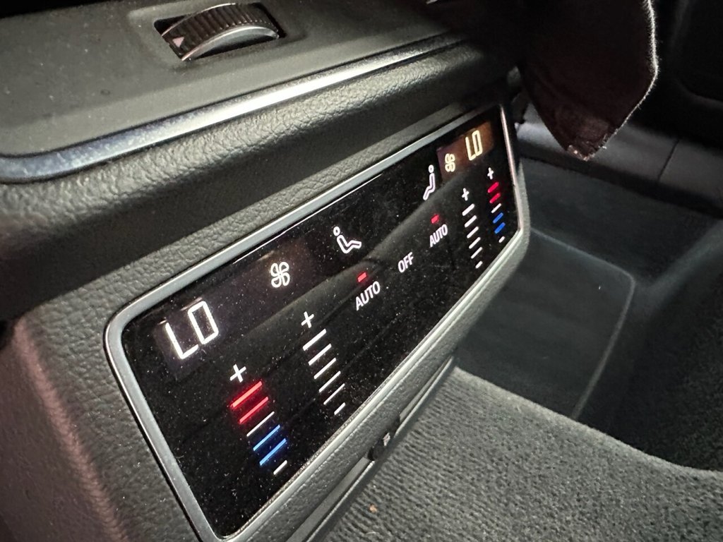 Used Audi RS6 Avant 2023 for sale - 76132769: Photo 44