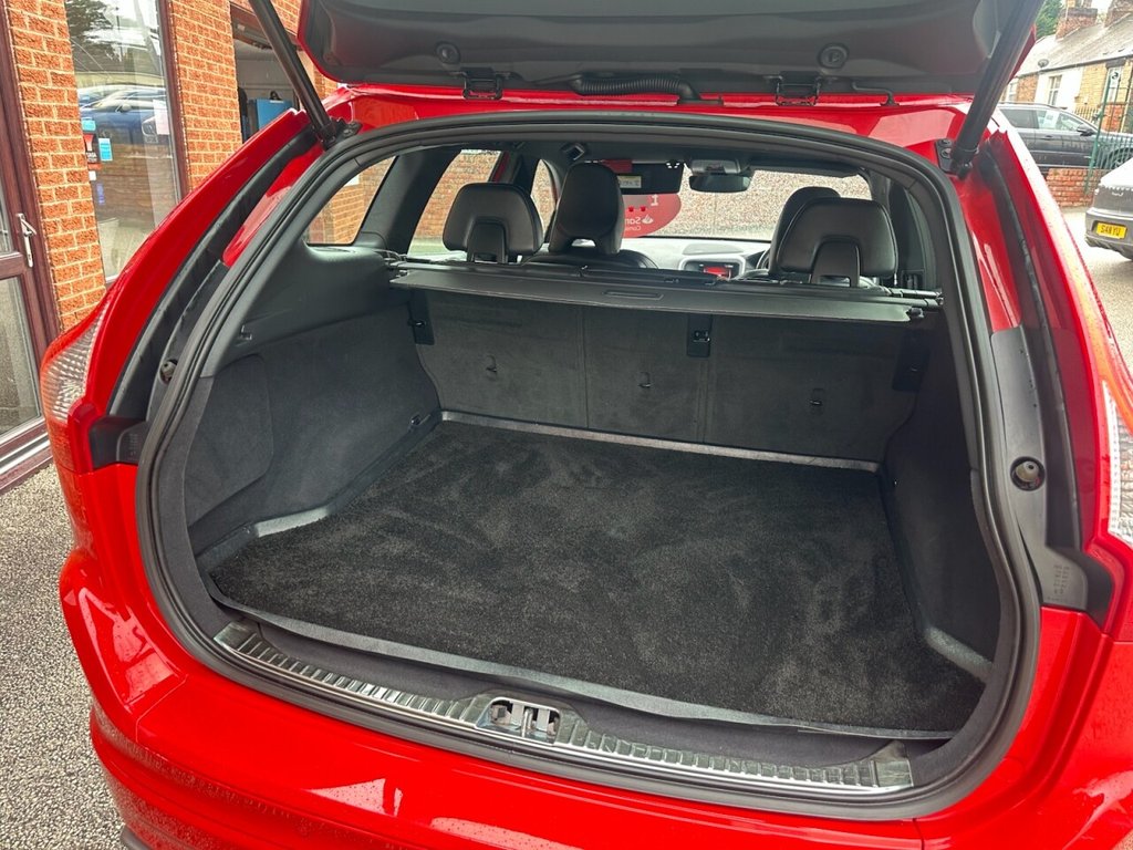 Used Volvo XC60 2017 for sale - 76642226: Photo 29